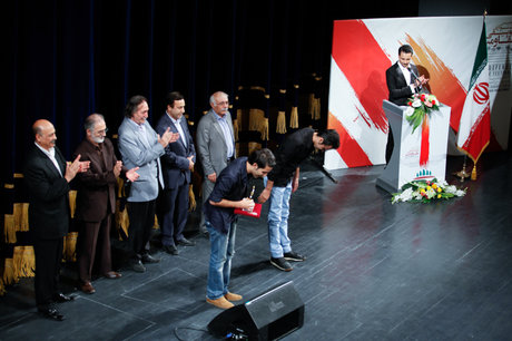  جشنواره موسیقی مقاومت به نت سکوت رسید / تقدیر از نفر‌، منتظری و نادری